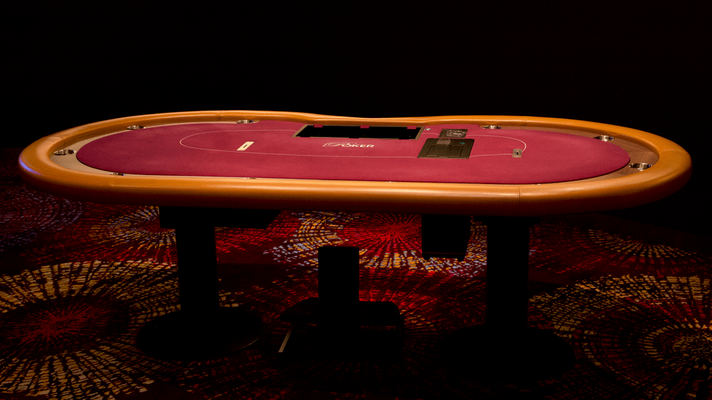 Professional Poker Table